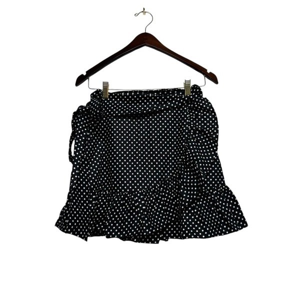 NWOT REVOLVE TULAROSA Maida Ruffle Skirt Black Polka Dot S - Picture 4 of 9
